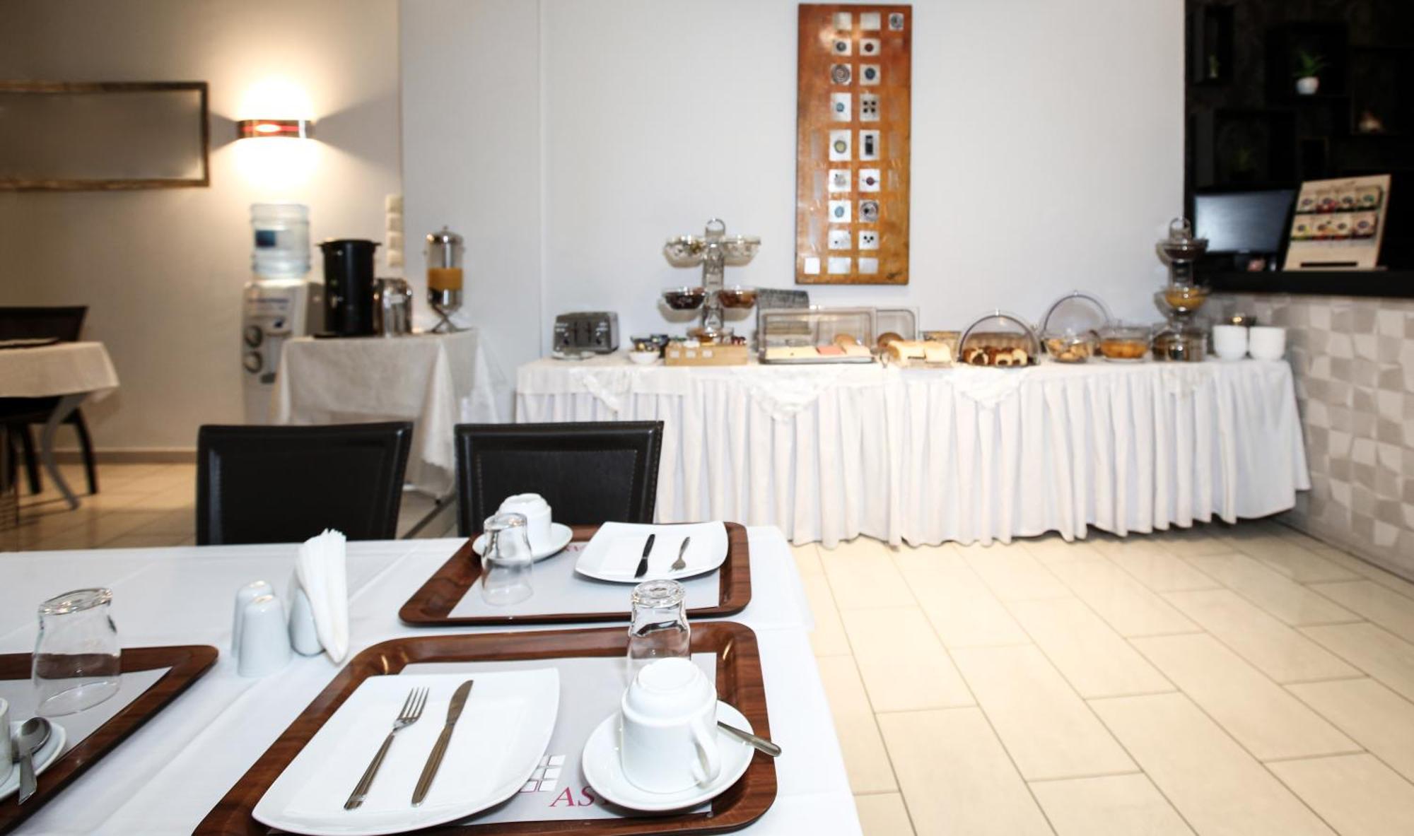 קארדיצה Hotel Astron מראה חיצוני תמונה