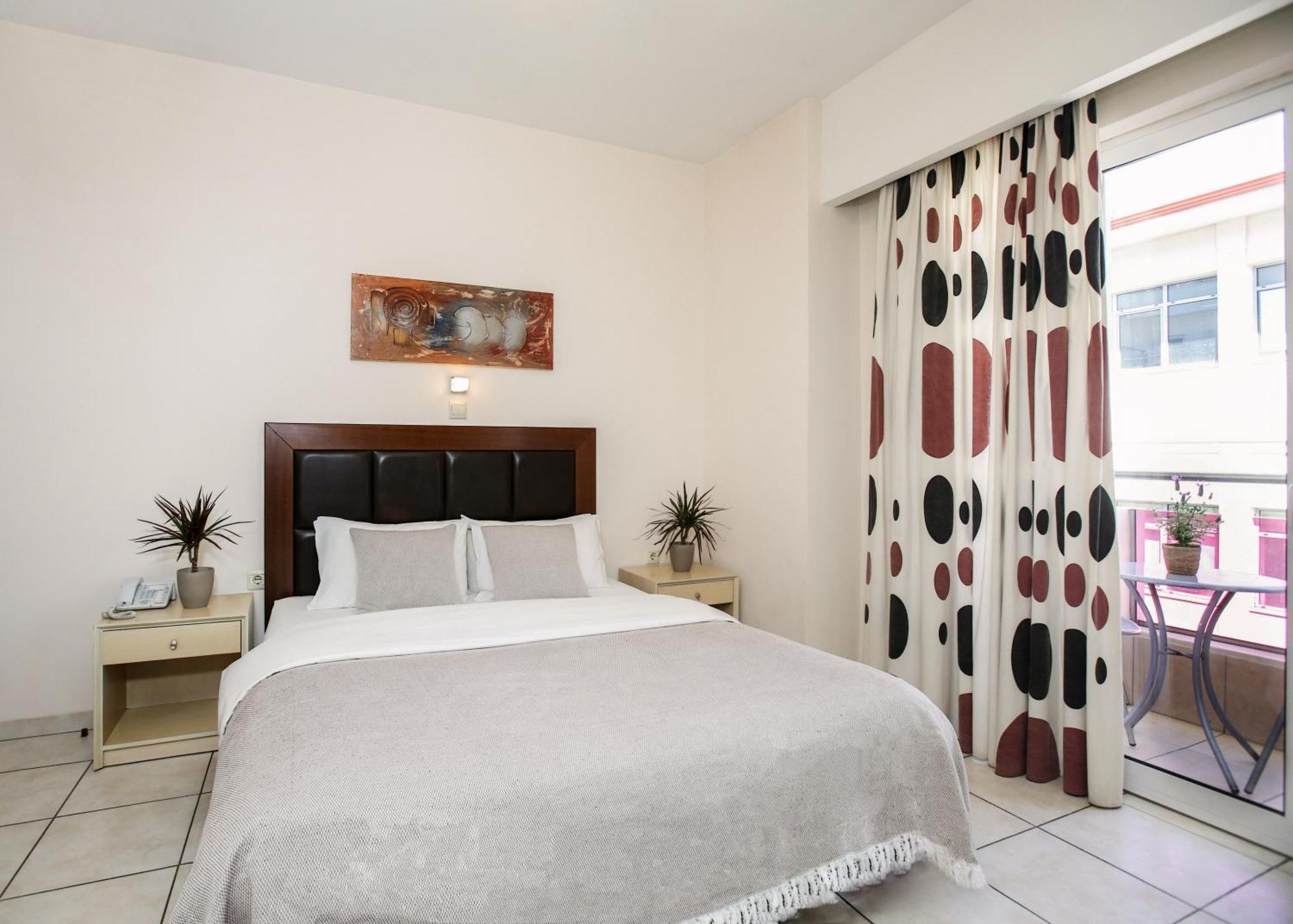 קארדיצה Hotel Astron מראה חיצוני תמונה